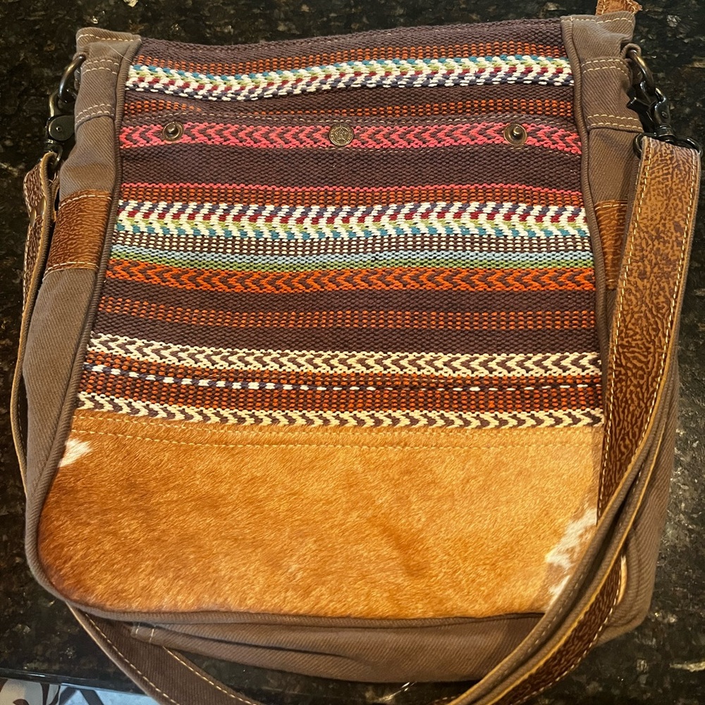Myra Bag
